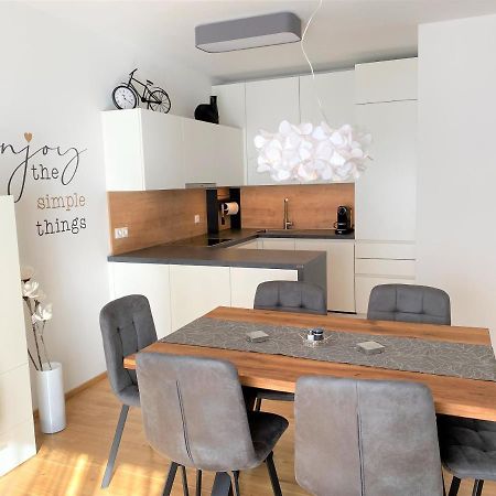 Wein Kultur Apartment Flavia Solva Wagna Extérieur photo