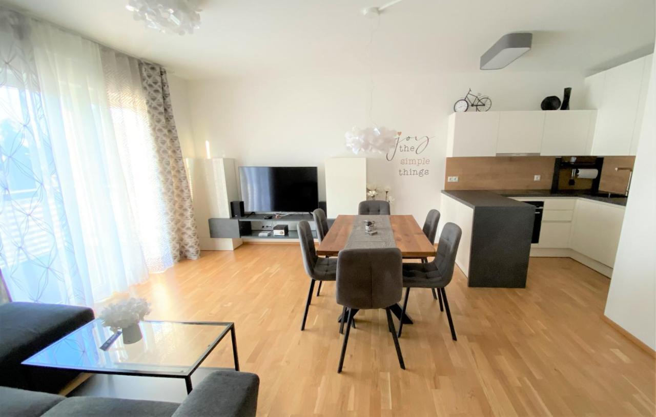 Wein Kultur Apartment Flavia Solva Wagna Extérieur photo