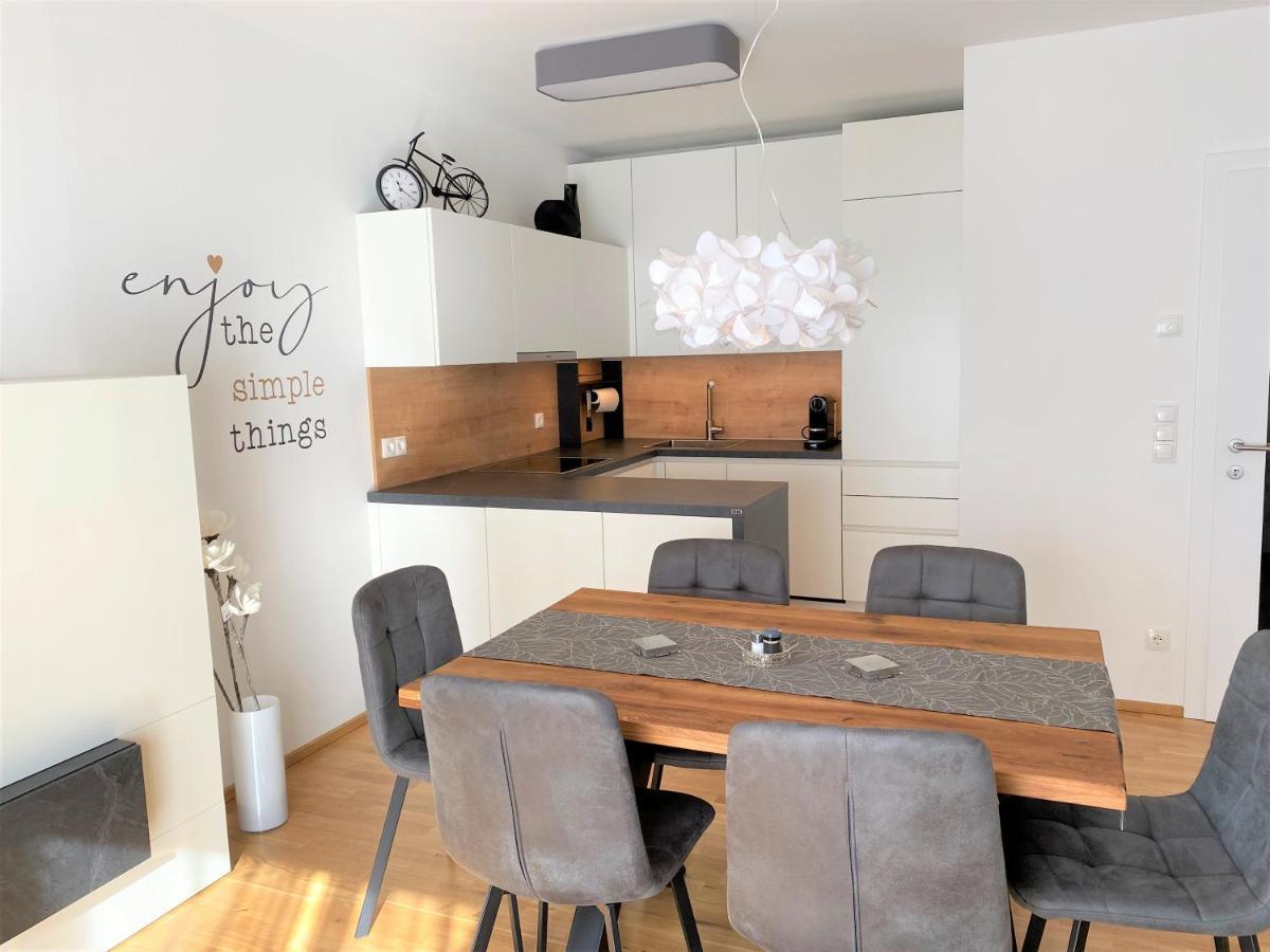 Wein Kultur Apartment Flavia Solva Wagna Extérieur photo